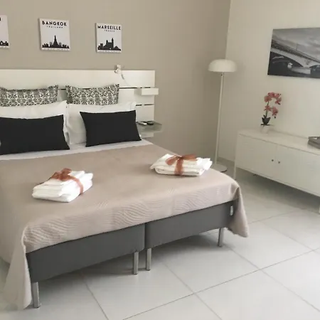 Il Profumo Dei Sassi Apartment *
